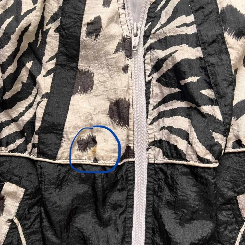 Vintage 80’s EVR Black and Grey Animal Print Windbreaker Jacket